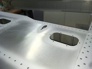 Inner Wing Riveting LH wing rivet bottom skins and leading edge - We Build Planes