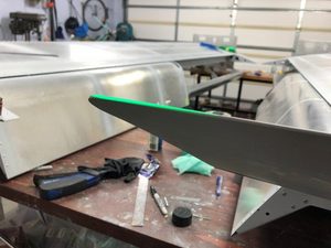 RH wingtip