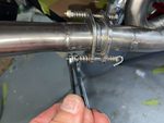 tightening of exhaust spring locknuts