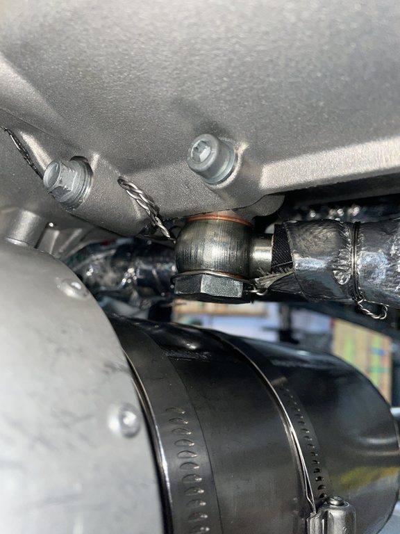 header image for Torque and safety wire crank case banjo coupling